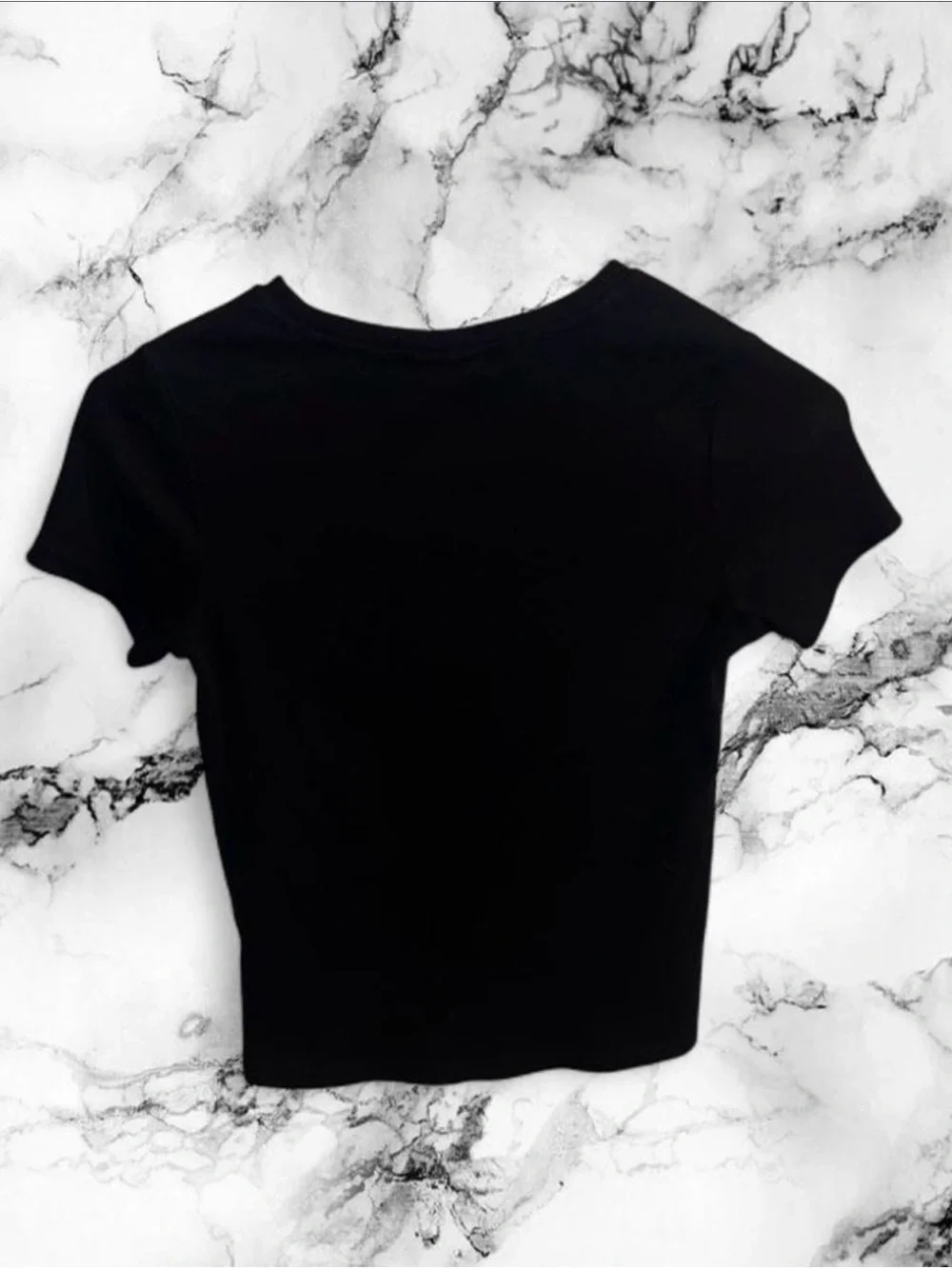 ๐ฑ Hello Kitty - Black, Ribbed โBaby Teeโ๐ฑ - Picture 2 of 3